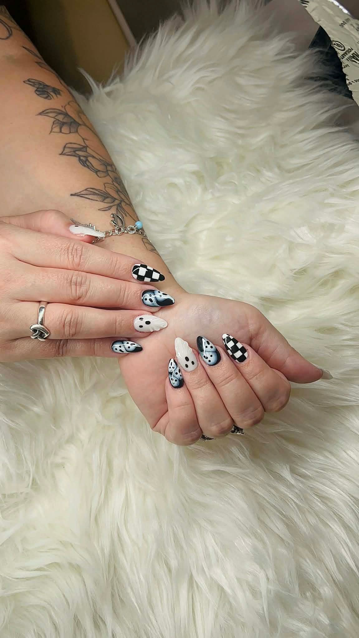 Nashua Nails Spa custom nail art