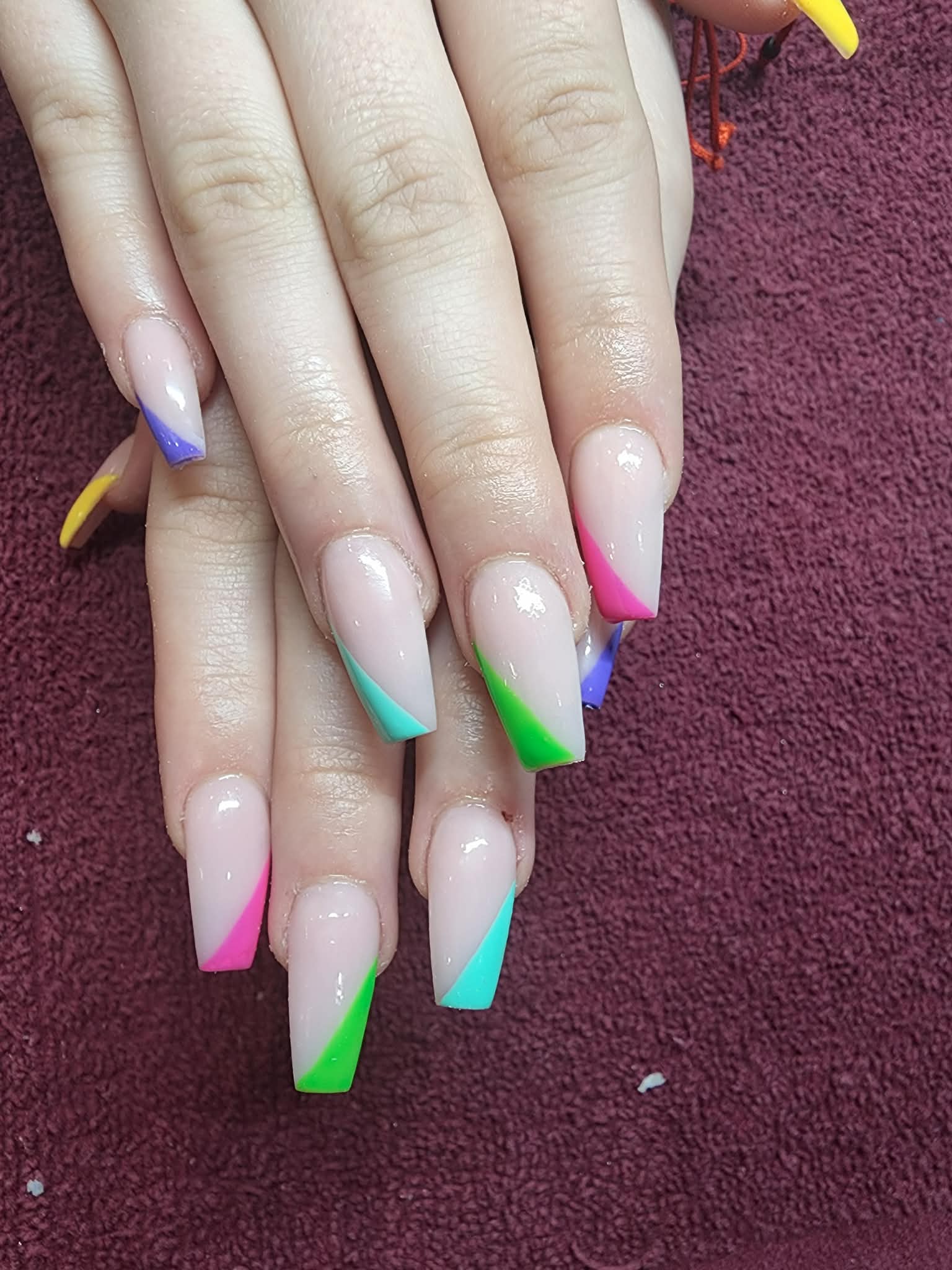 Nashua Nails Spa dip powder nails