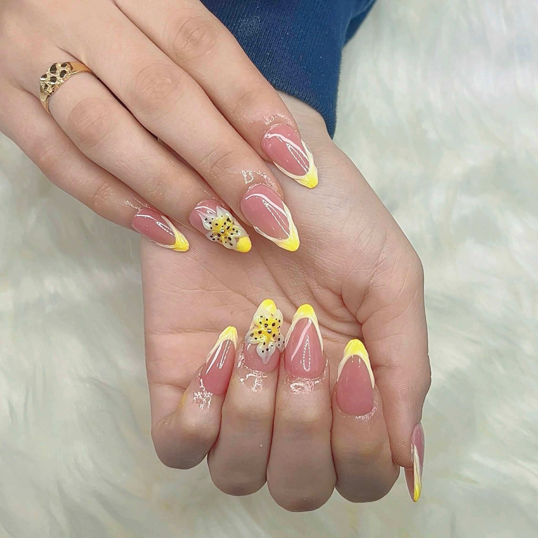 Nashua Nails Spa french tip nails