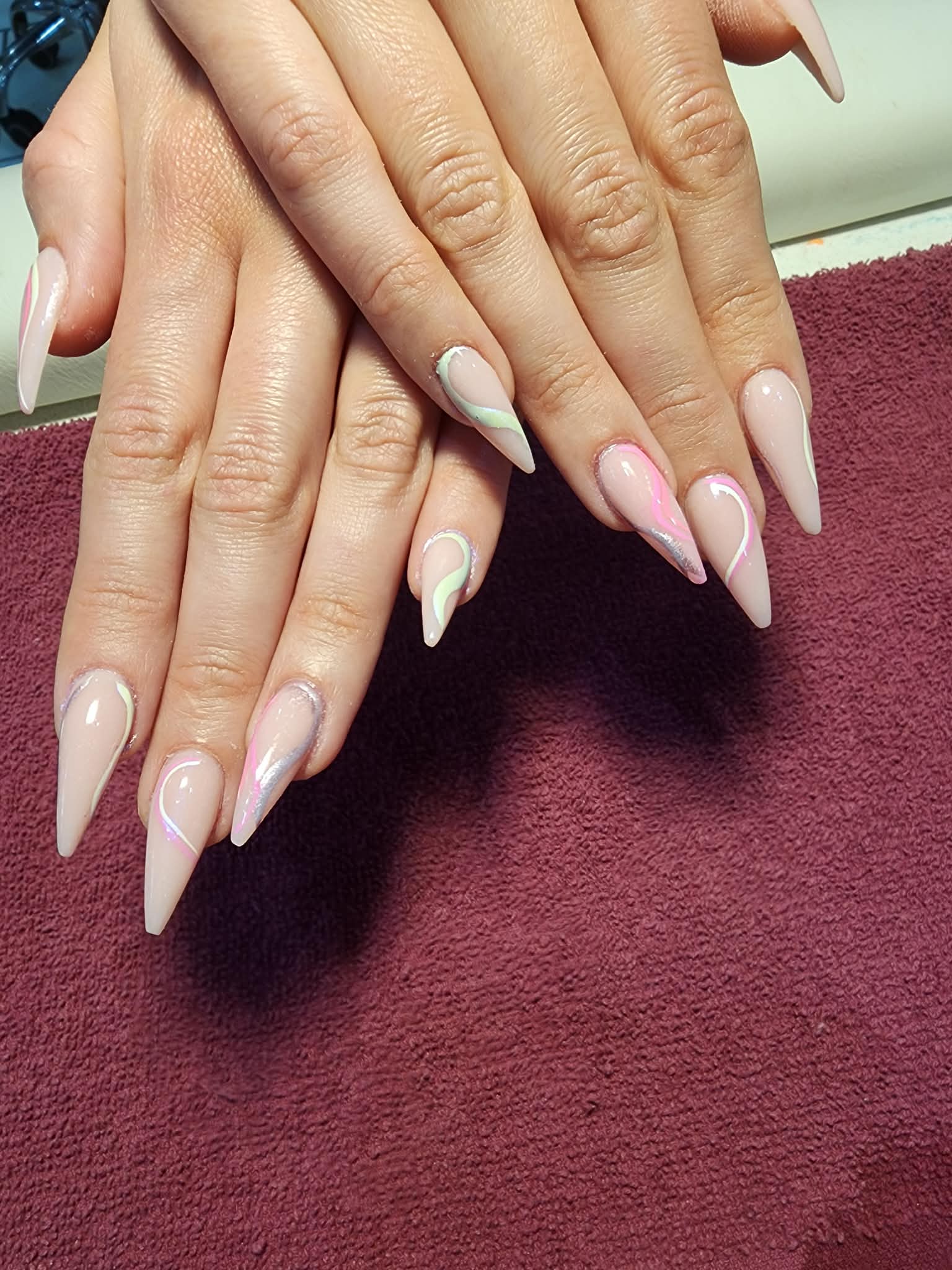 Nashua Nails Spa nail salon design