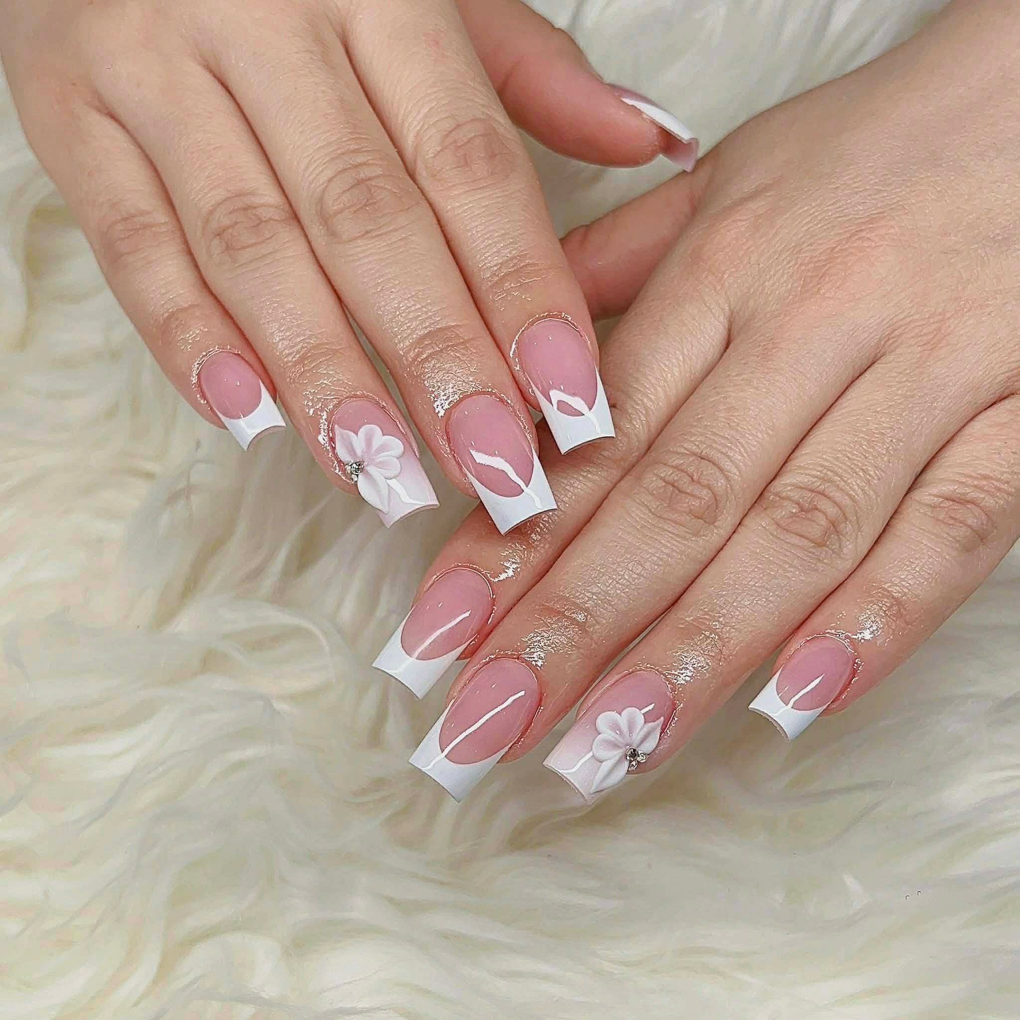 Nashua Nails Spa ombre nail design